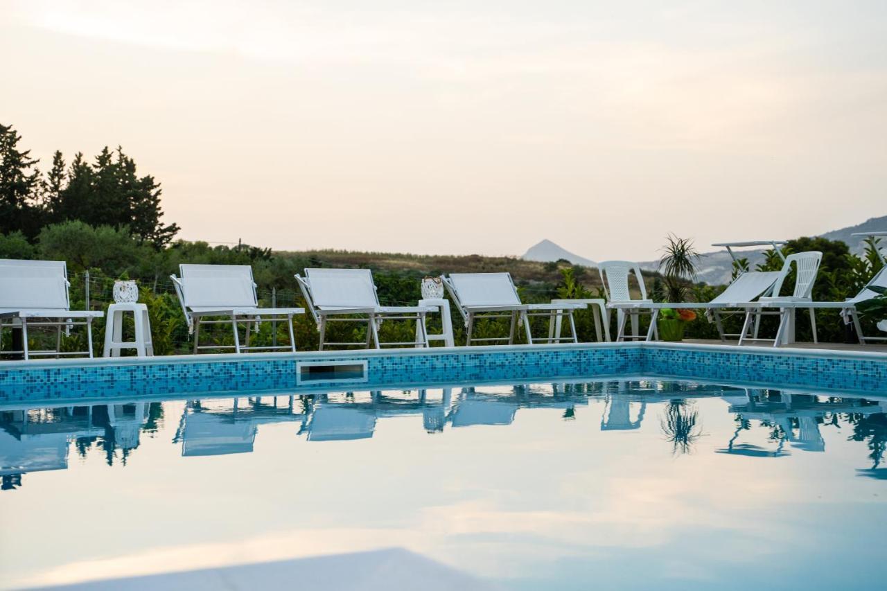 Villa Pollina บูเซโต พาลิซโซโล ภายนอก รูปภาพ